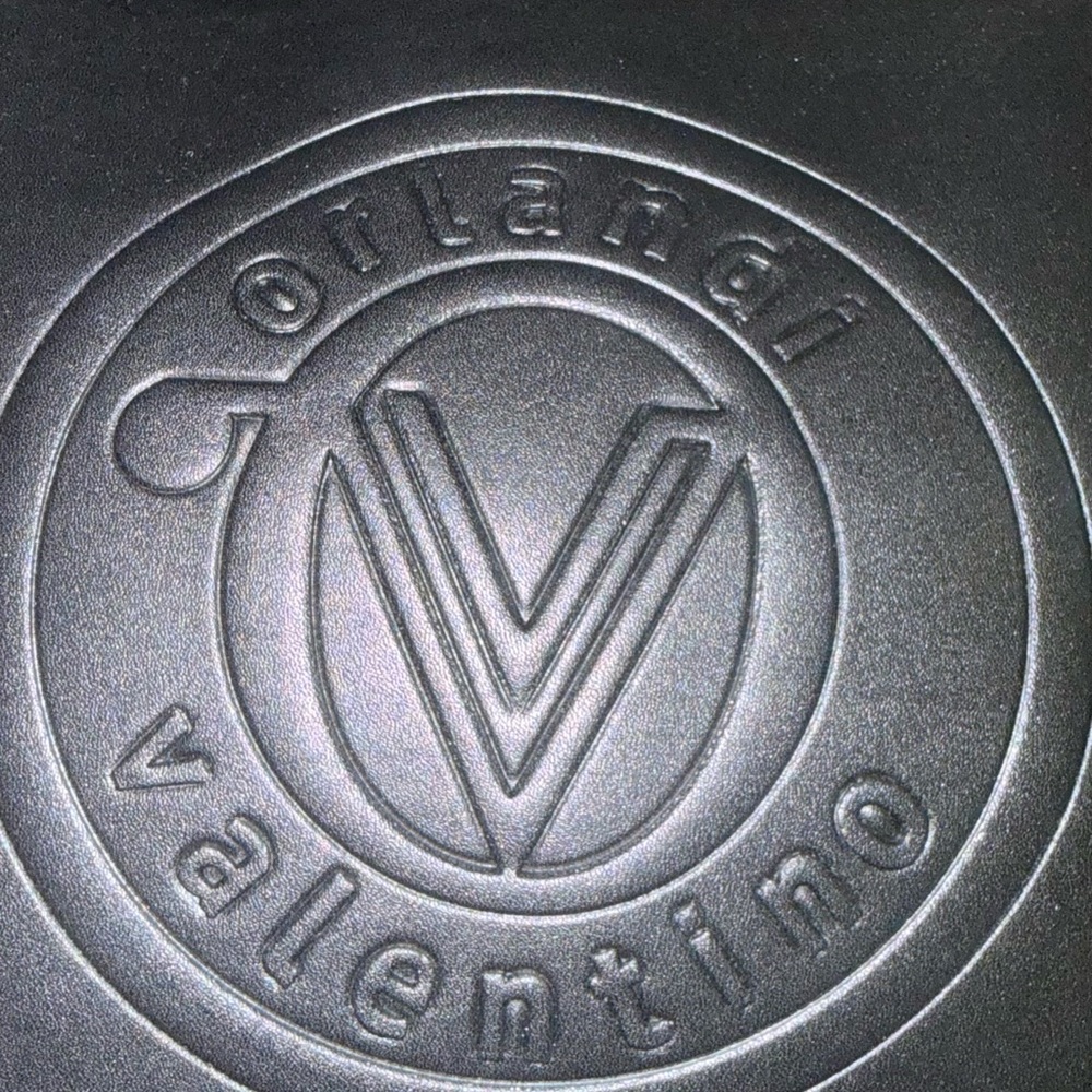 Valentino Orlandi Embossed Black Vegan Leather Design - Picture 2 of 7